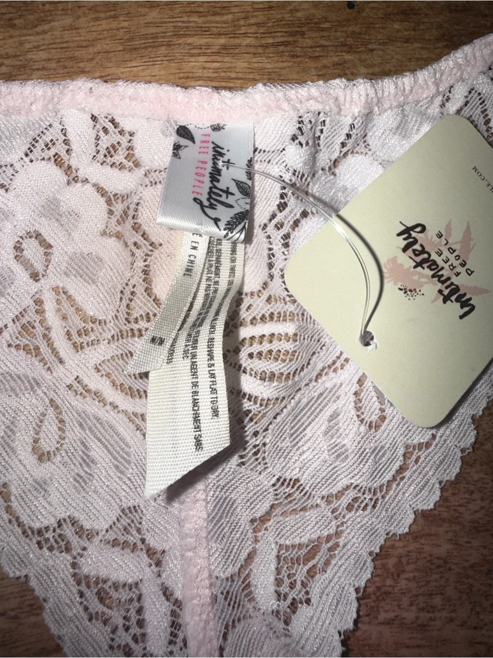 NWT. Free People Intimately. Galloon Lace Racerback Bralette. Pale Pink. Med.